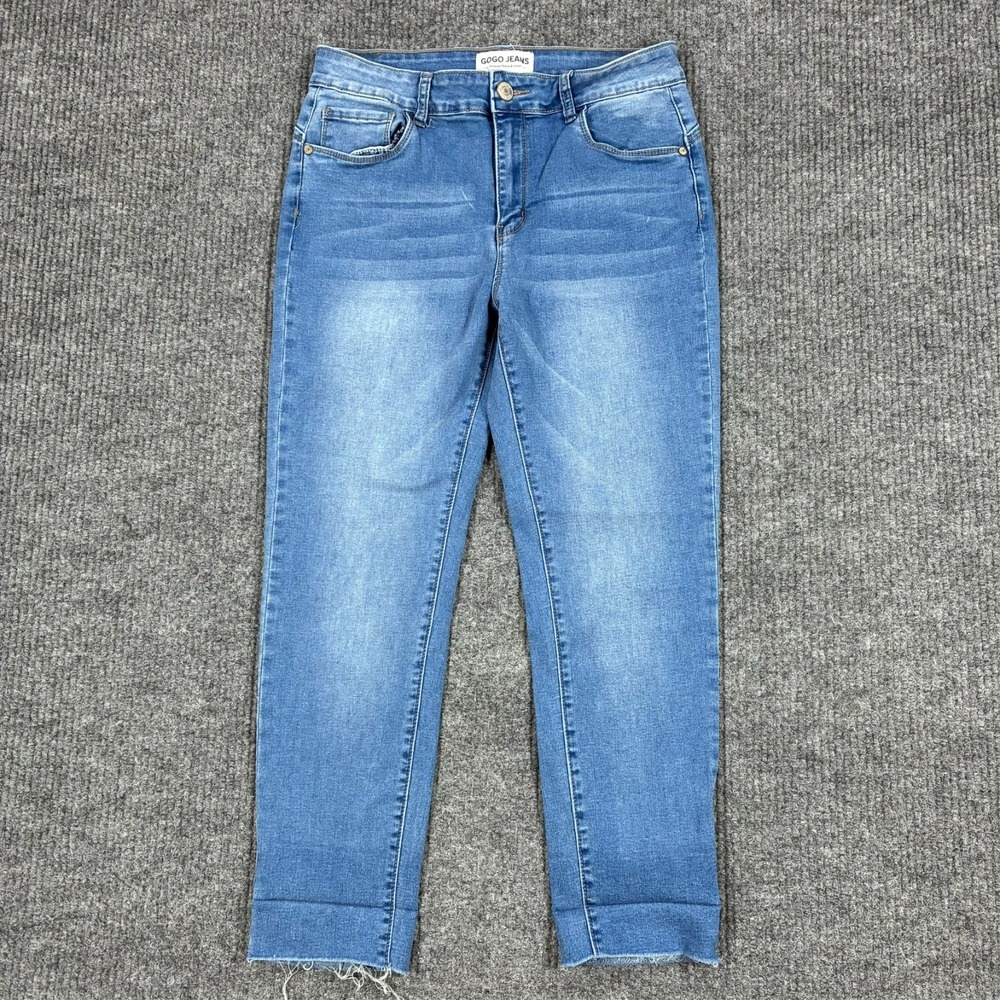 GOGO Jeans Womens Cropped Skinny Jeans 13/31 Light Wash Denim Raw Hem Stretch
